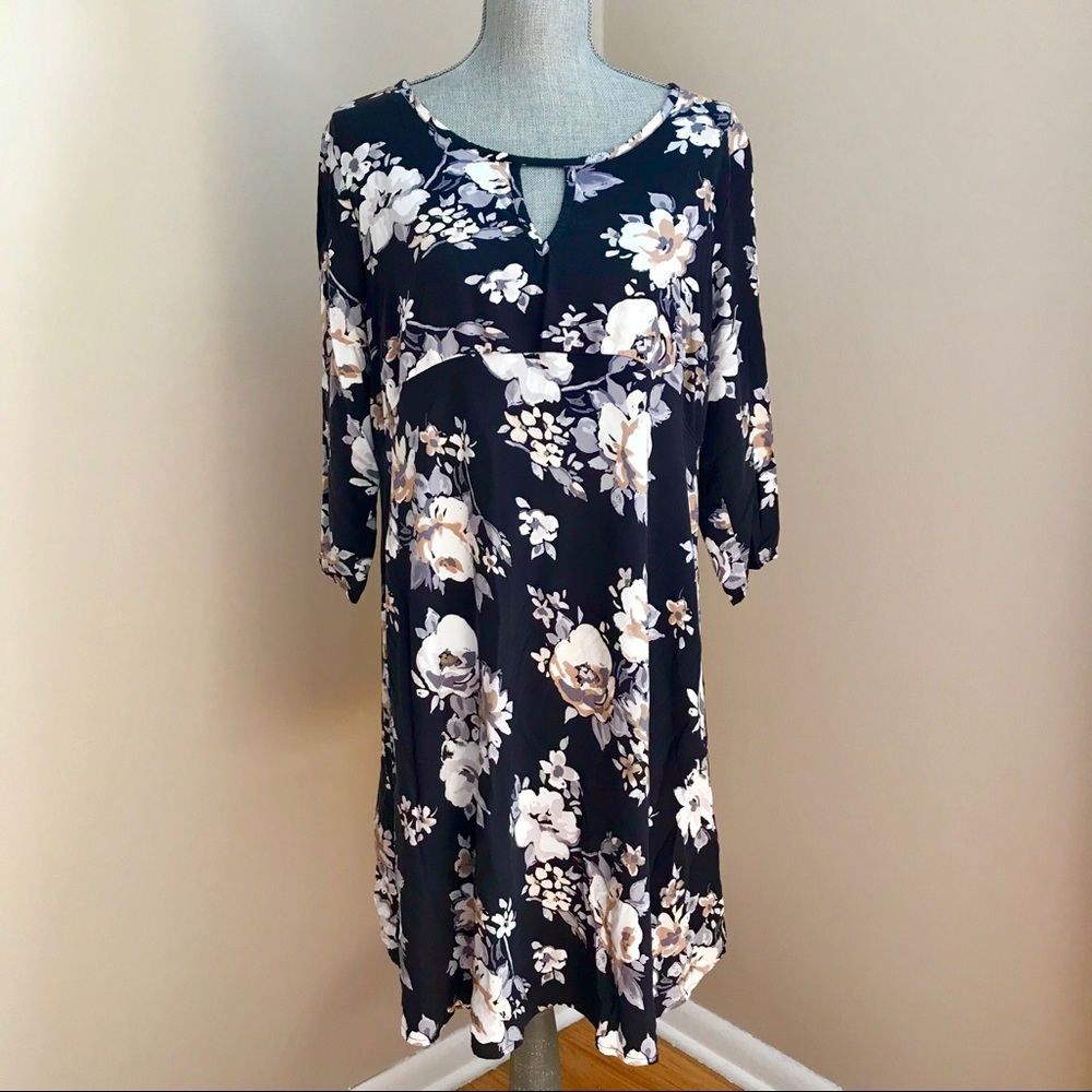 Old Navy maternity dress